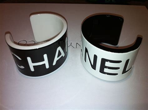 chanel plastic bracelet